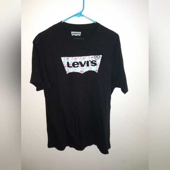 Levi's Other - LEVI'S  BLACK "FLAMINGO LOGO" COTTON LOGO GRAPHIC T-SHIRT L